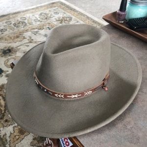 Small Stetson hat